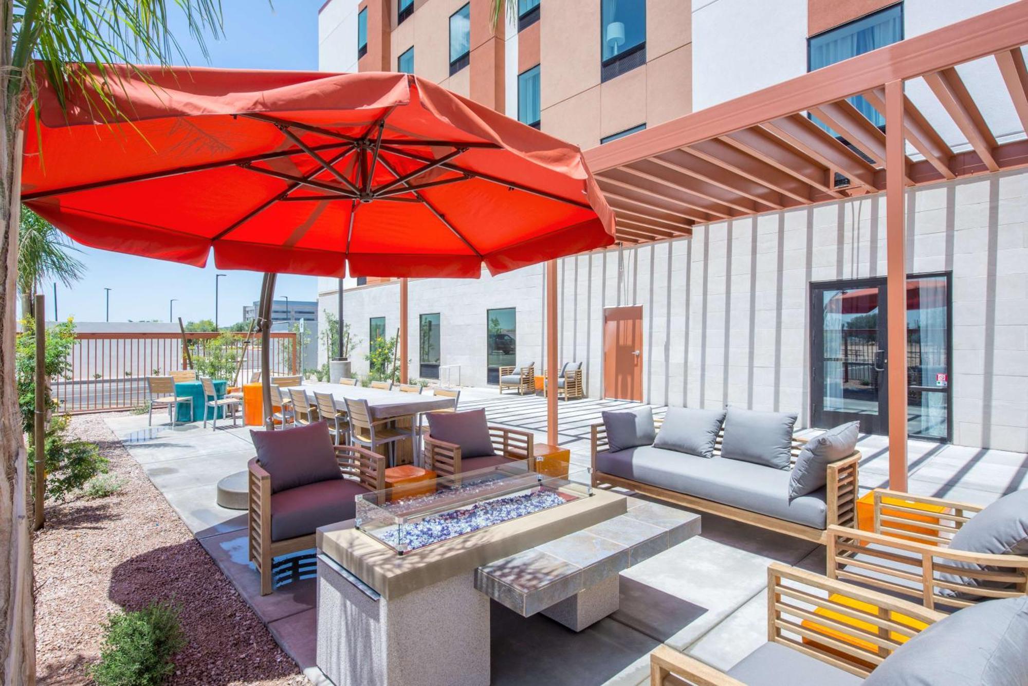 Hampton Inn & Suites Phoenix - East Mesa In Gilbert Kültér fotó